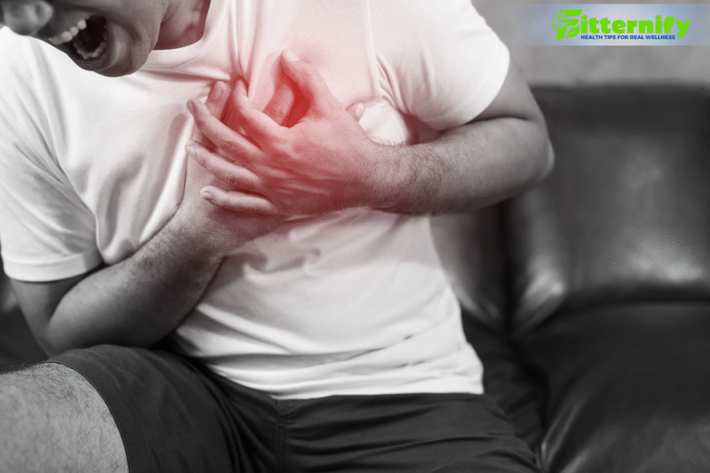 Symptoms Of Heart Disease In Both Men & Women
